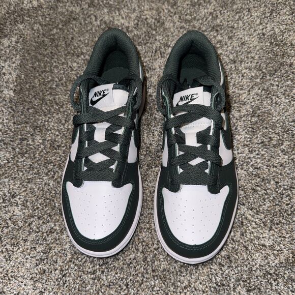 Nike Dunk Low White Vintage Green Kids Size 13.5 (PS)